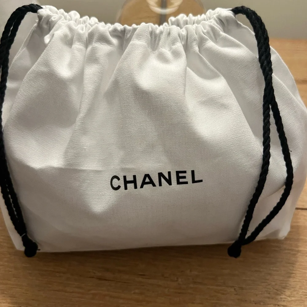 Chanel White Drawstring Bag - Picture 1 of 5